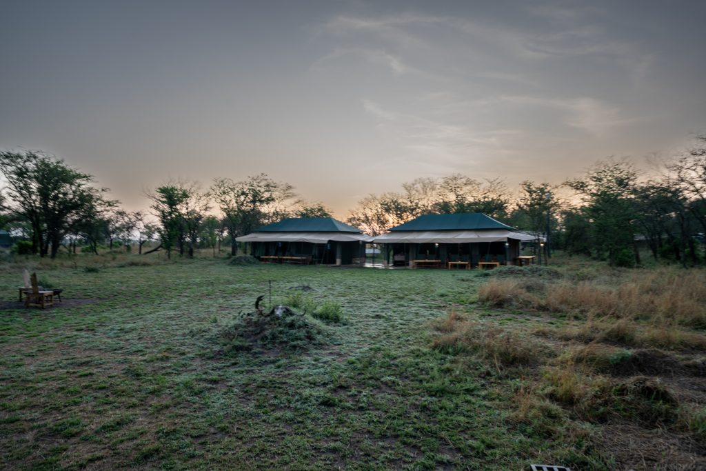 Nasikia mobile migration camp, a great tented safari camps in the Serengeti. This is the communal tent and the dining tent